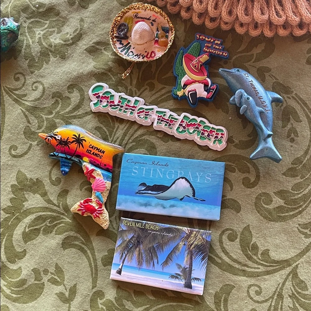 Misc Island Vacation Souvenir Colorful Magnets - Picture 1 of 4